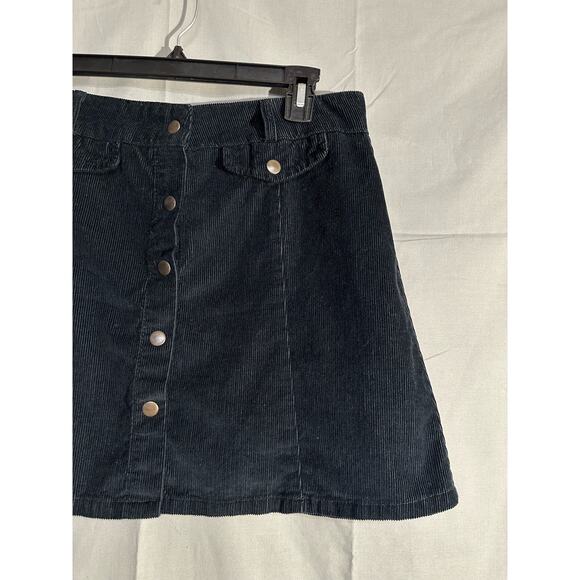 BDG Urban Outfitters Skirt Womens Large Black Mini Corduroy Button Capsule - Picture 5 of 7